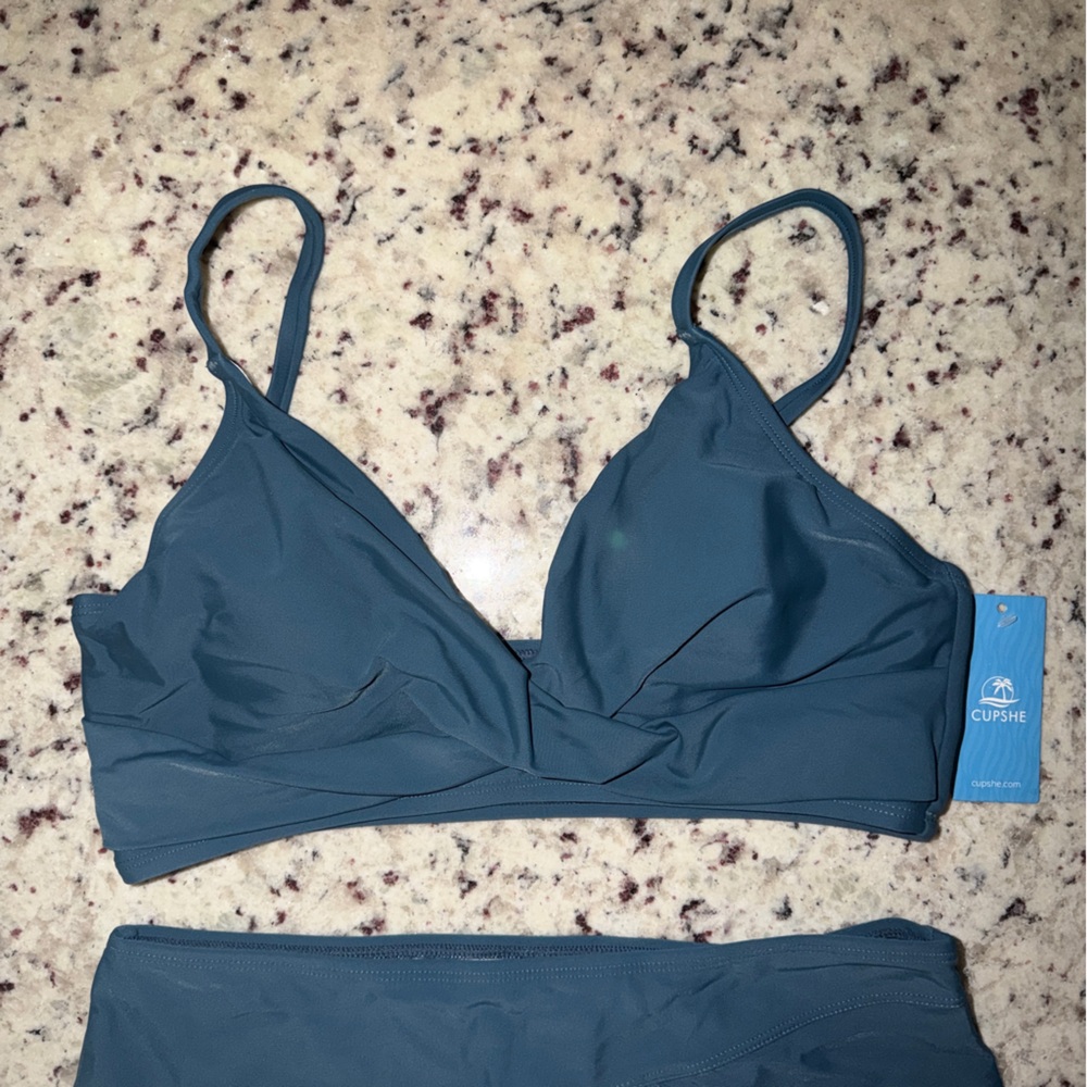 NWT Cupshe Twist Front 2 Piece Bikini Set Teal Blue Adjustable High waisted New - Picture 2 of 10
